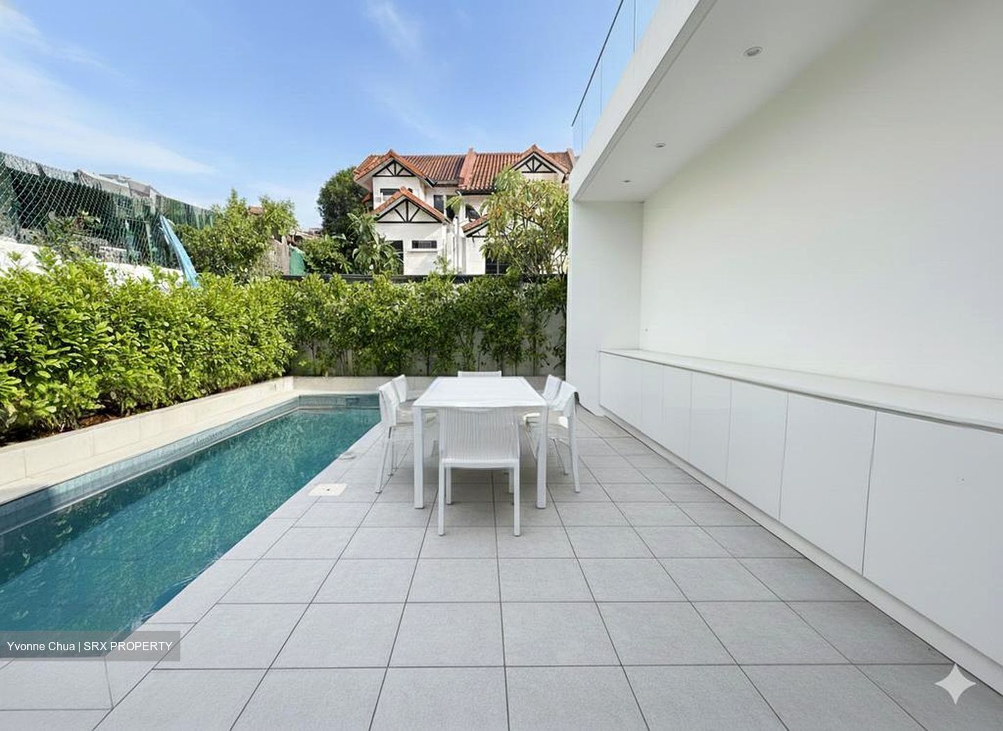 Lowland Road (D19), Terrace #516076361